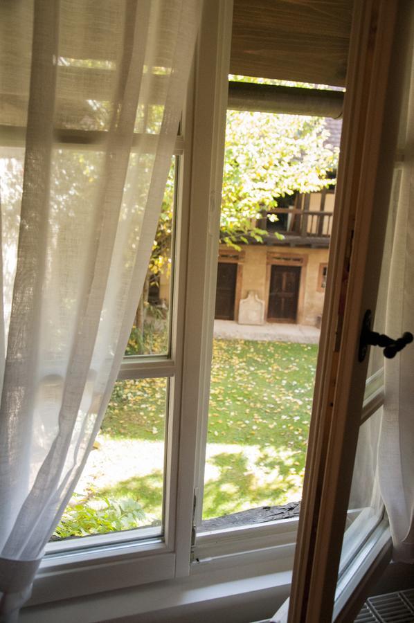 Unter Der Linde Hotel Nordheim Kamer foto
