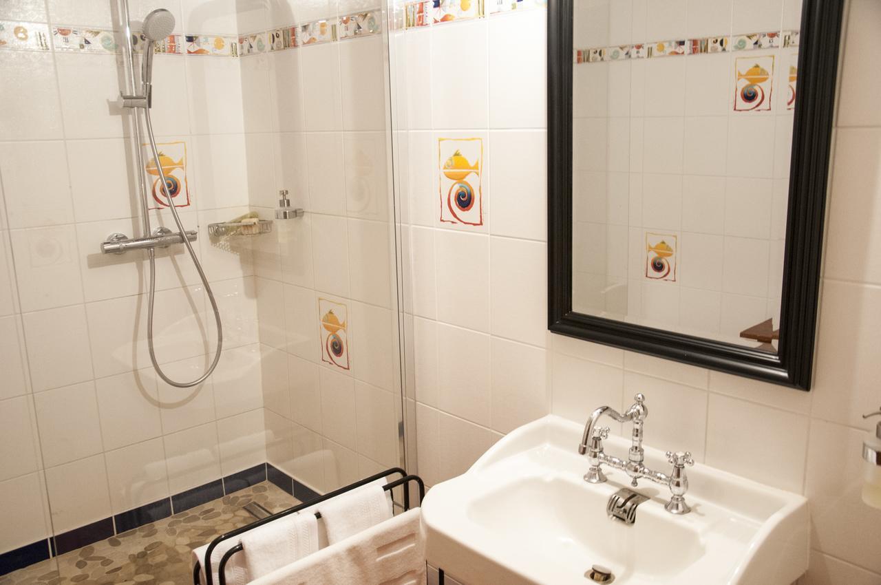 Unter Der Linde Hotel Nordheim Kamer foto